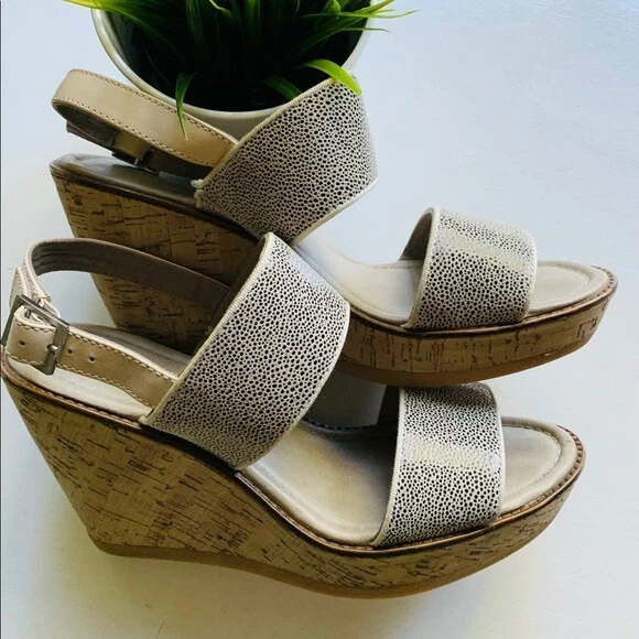 Hush puppies wedges clearance uk