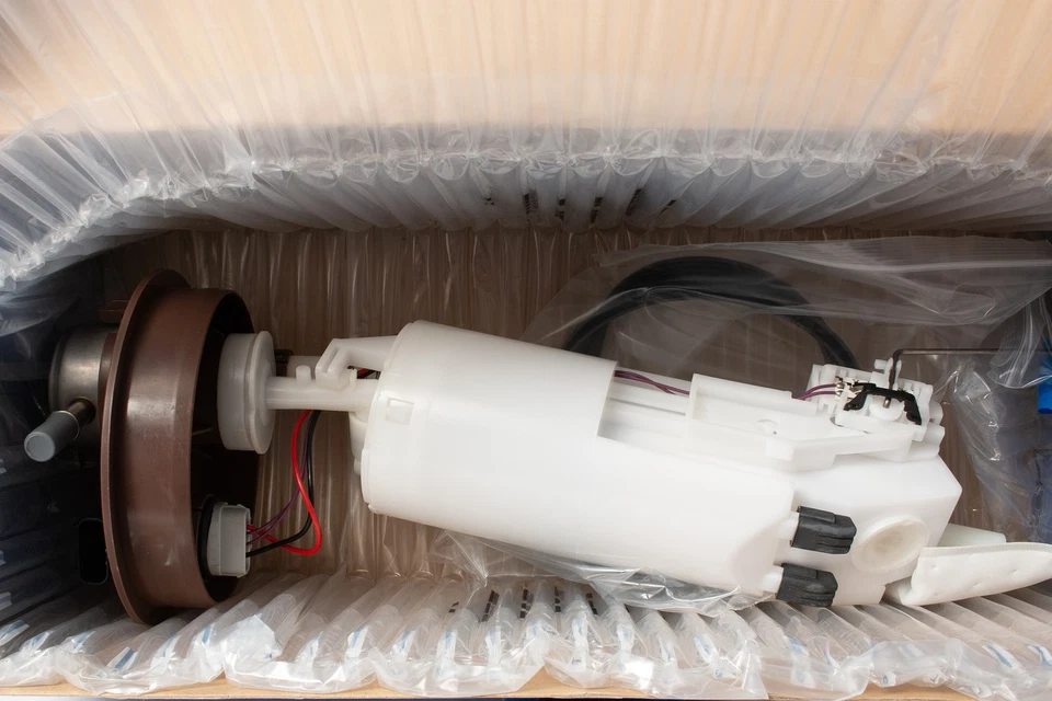 Bomba de combustible eléctrica Carquest compatible con Dodge Plymouth 1996-1999 identificación de modelo de neón M2246792 Foto 4 de 4