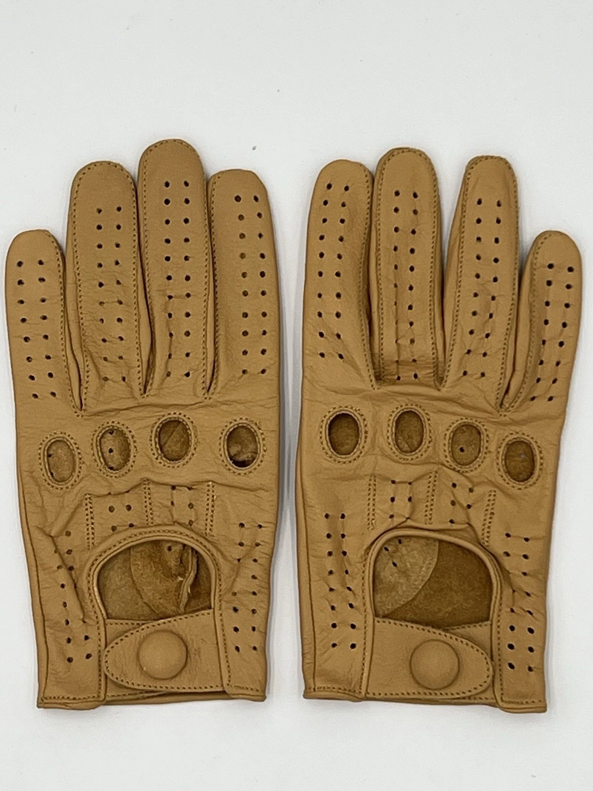 Tan Pebbled Leather Full Finger Driving Gloves Perforated Snap Wrist Size M