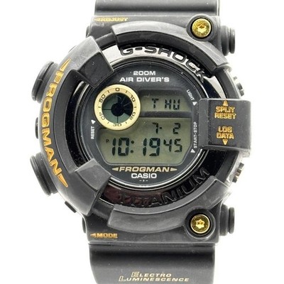 CASIO G-SHOCK FROGMAN DW-8200 Men in Black II Digital Titanium Watch In Hand