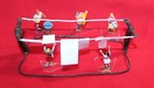 Women Hanging Clothes on Clothes Line by Preiser 10050 - HO Scale — photo 2