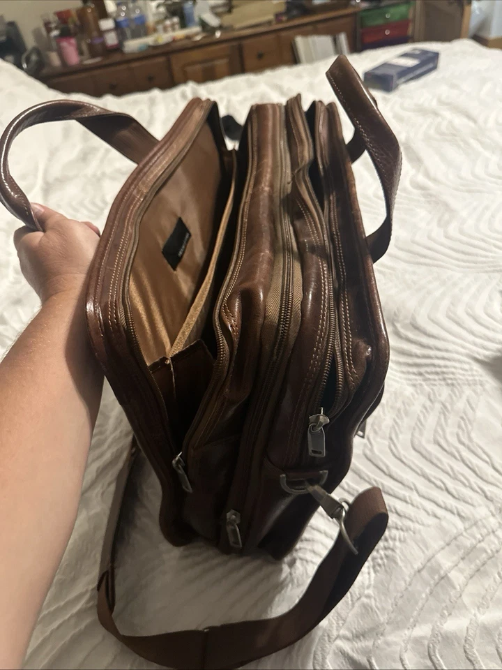 Vintage Wilson Brown Leather Brief Case Messenger Bag Laptop Bag Handbag Flaws - Image 2 of 4