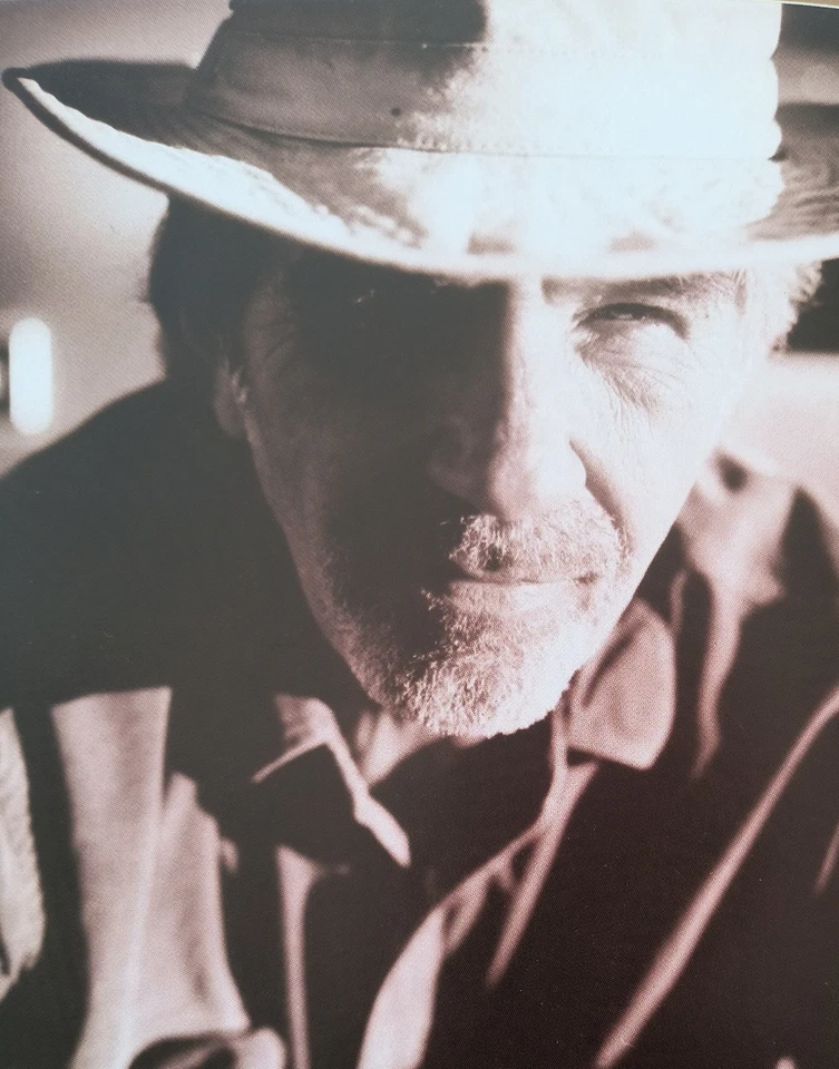 J.J. Cale - Collected - Music on Vinyl- 3 LP  Audiophile Quality-Black Vinyl-New - Image 3 of 4