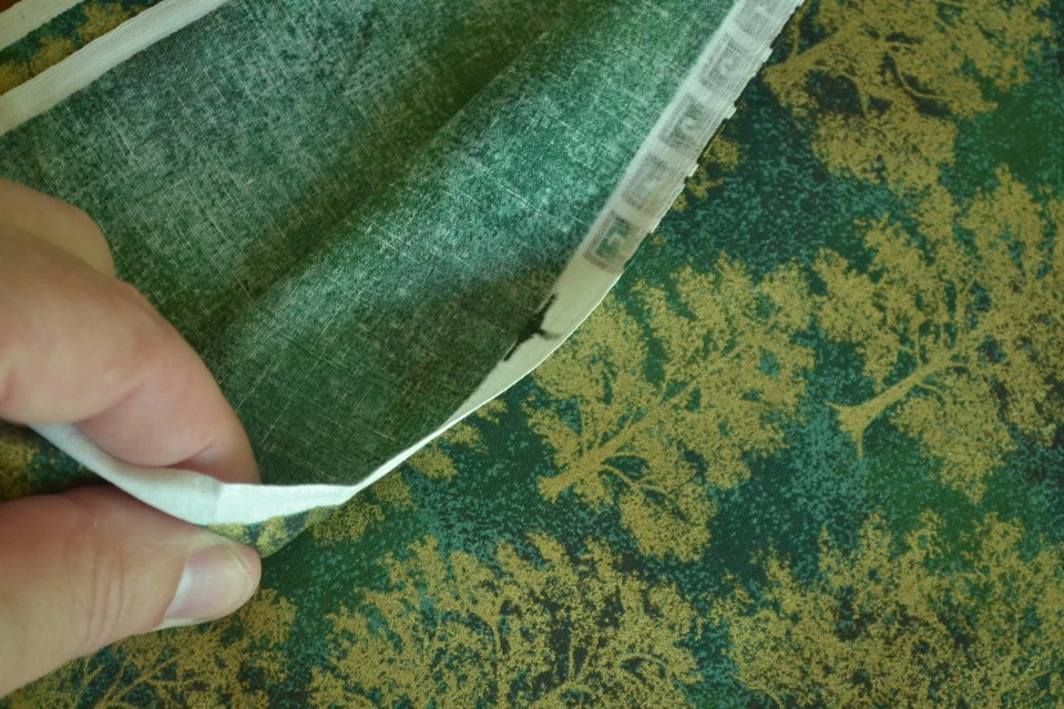 By 1/2 Yd, Metallic-Gold Trees on Green Quilt Cotton, VIP/Cranston, M3944 - Image 4 of 4