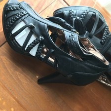 Women's Strappy Heels, Open-Toe Sz 8 med., black leather look