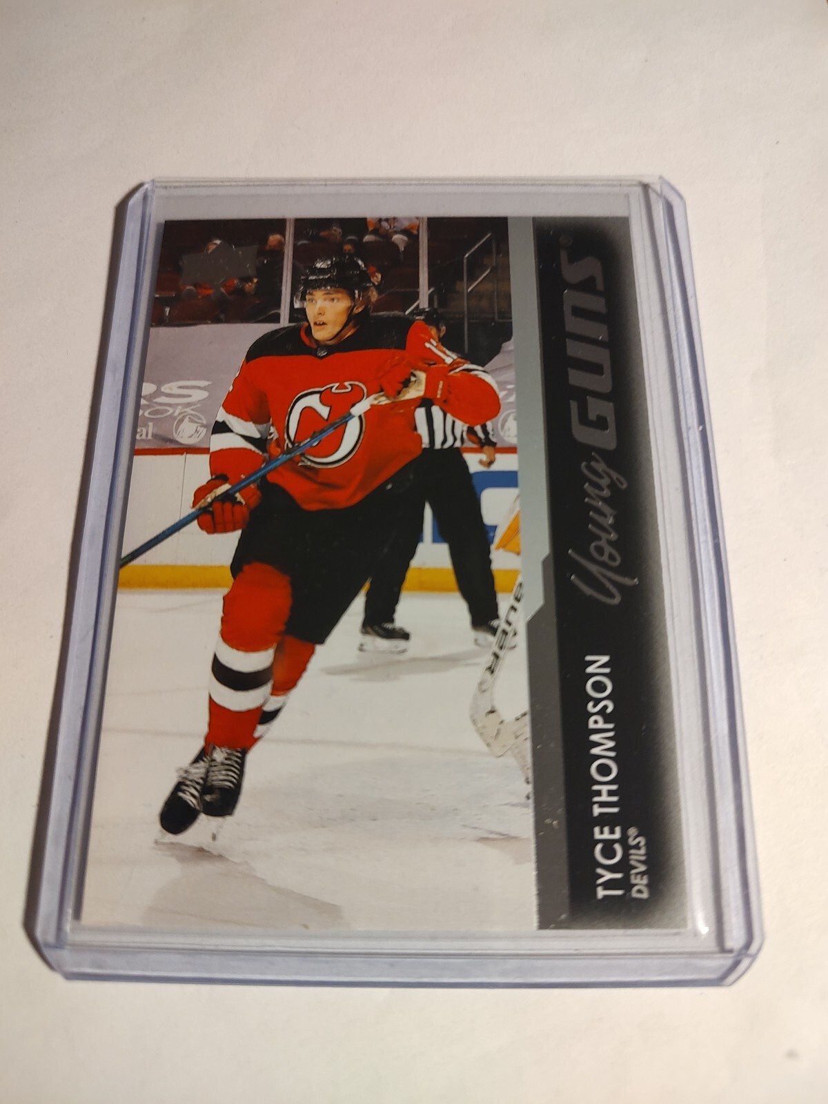 2021-22 Upper Deck Series 1 - Young Guns #239 Tyce Thompson (RC)