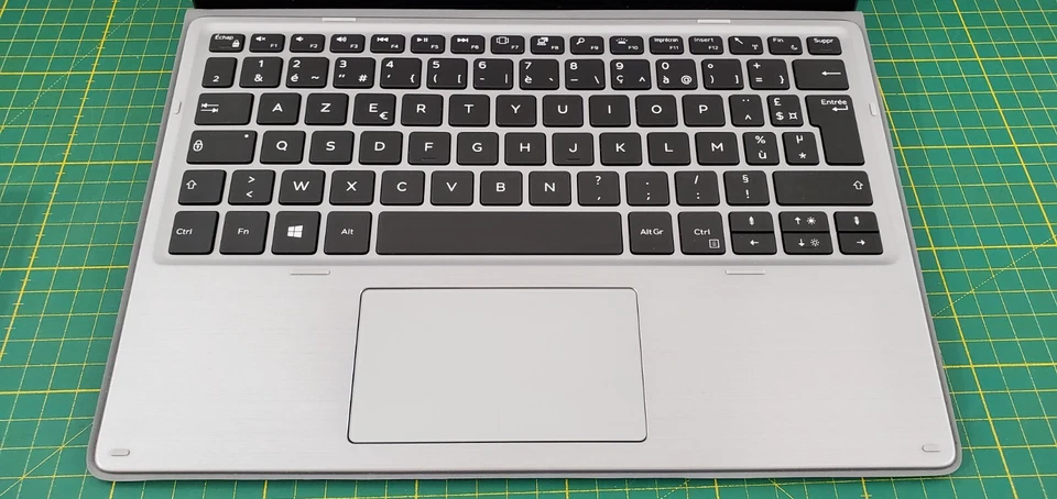 Dell Latitude 7210 2-in-1 · i5-10210U · 8GB · 256GB, Foto 3 von 5