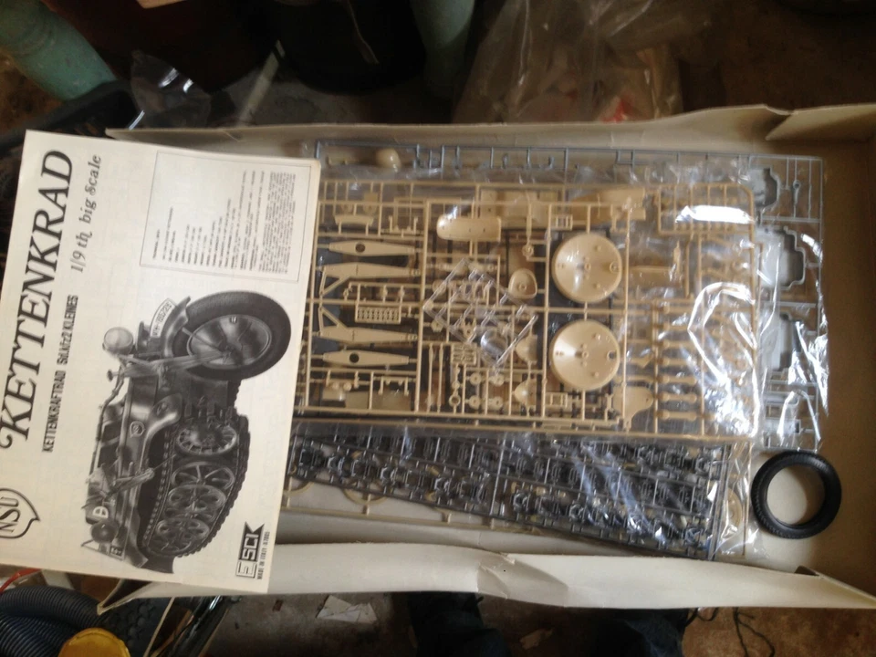 Esci Modellino 1/9 Rara Moto  Kettenkrad NSU Seconda Guerra Mondiale - Immagine 2 di 3