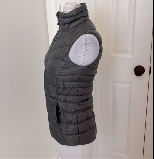Athleta Downalicious  Gray Down Quilted Full Zip … - image 4