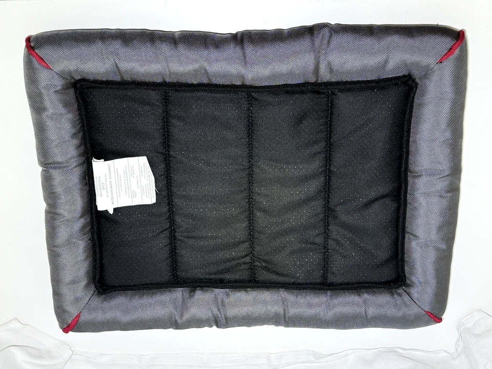 Almohadilla de caja duradera Kong 23" x 18". Gris/Rojo Foto 2 de 3