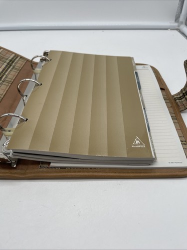 Vtg Plan Ahead 9.5 x 7 Inch Tan Faux Leather 3 Ring Planner Snap Close Burberry - Picture 8 of 15
