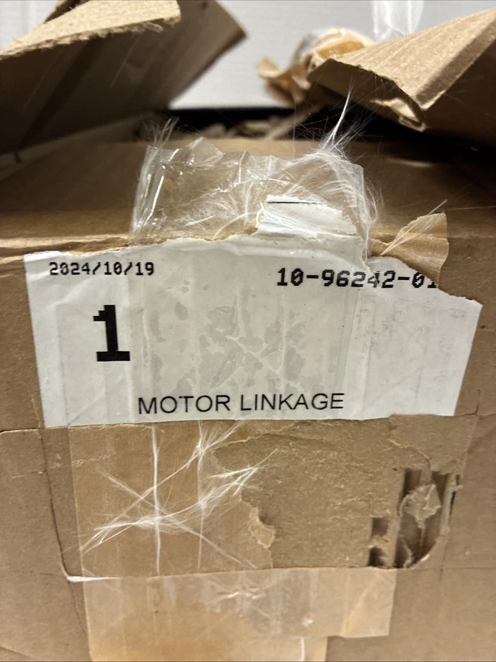 Amp Research 10-96242-0. Motor Linkage - Image 3 of 3