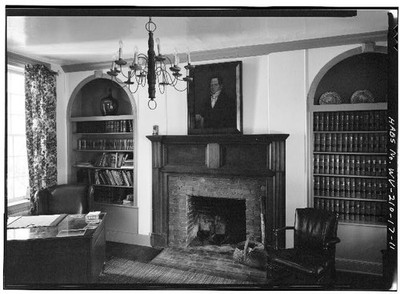 11. SOUTH WALL SOUTH ROOM, FIRST FLOOR - Malden Historic District, Richard E.