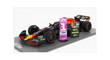 Spark-Model 12S034 Red Bull - F1 RB18 Team Oracle Red Bull Racing N 1 World Cham