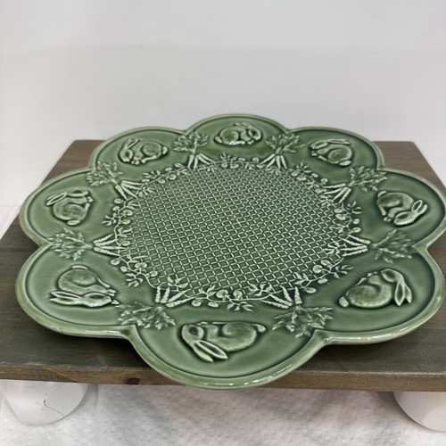 Bordallo Pinheiro Rabbit Green Majolica Bunny Round Serving Platter 13” Cabbage - Picture 3 of 7