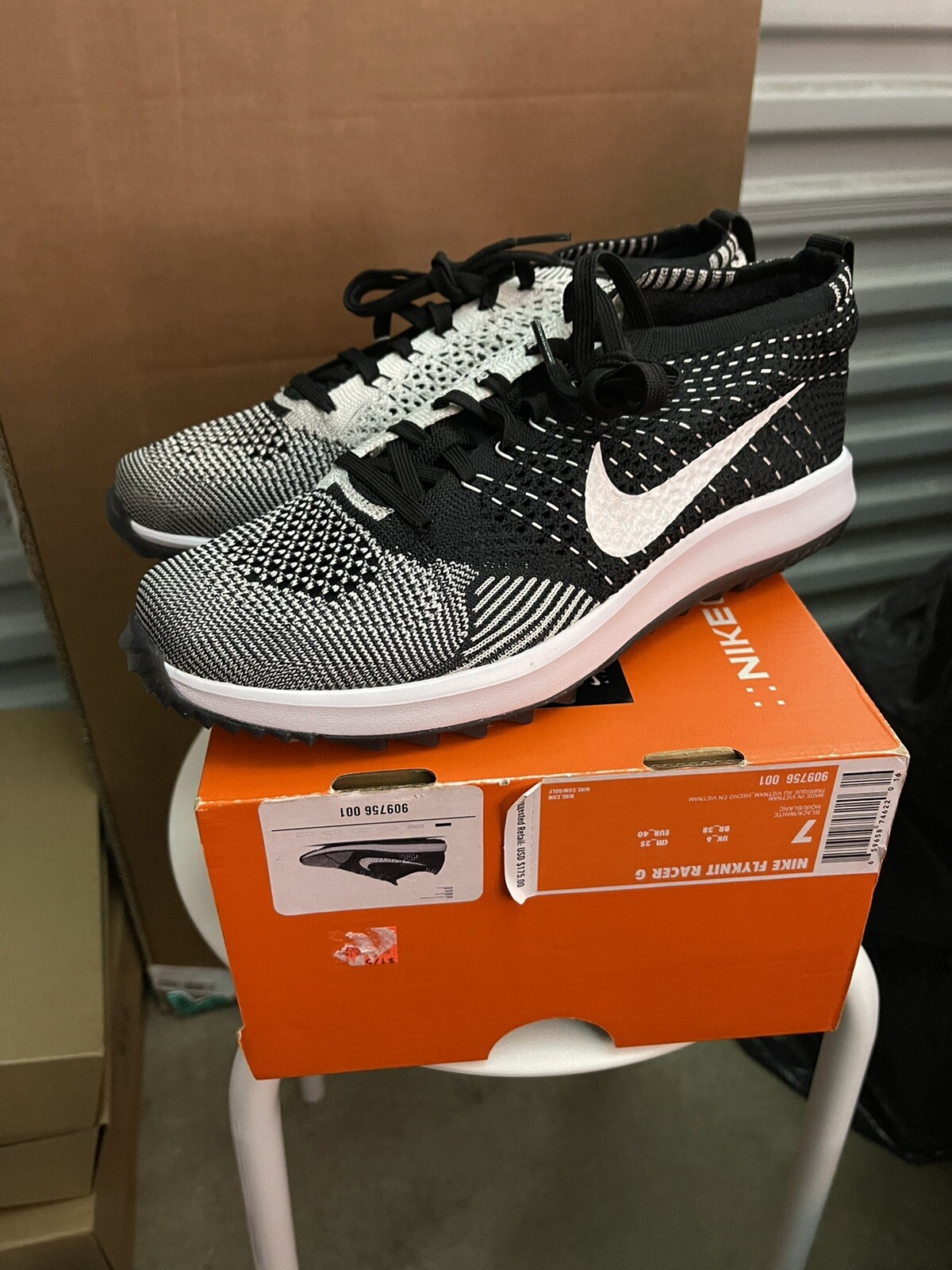 nike flyknit racer 38