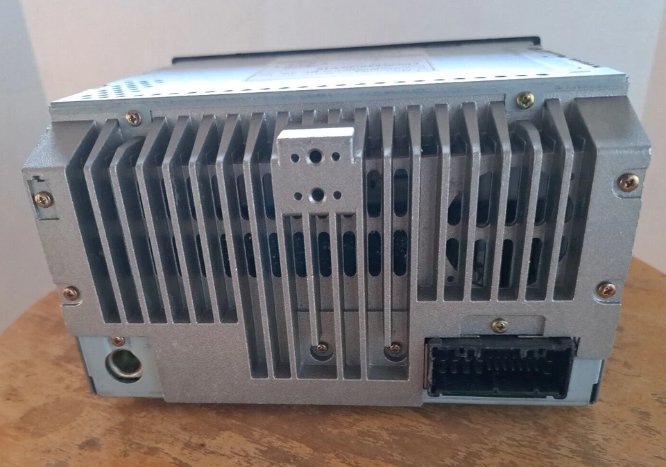 复古现代莫比斯 MP3 音响系统 96160-1F 100 2005-2010 — 第 3/4 张图片