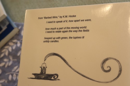 Untidy Candles: An Anthology of Contemporary Maine Poets 1995 pbk Ex-library - Picture 2 of 3