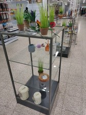 WILKO HIGHEST QUALITY RETAIL GLASS DISLPLAY STANDS CLEARANCE £20 TO £40 ✅