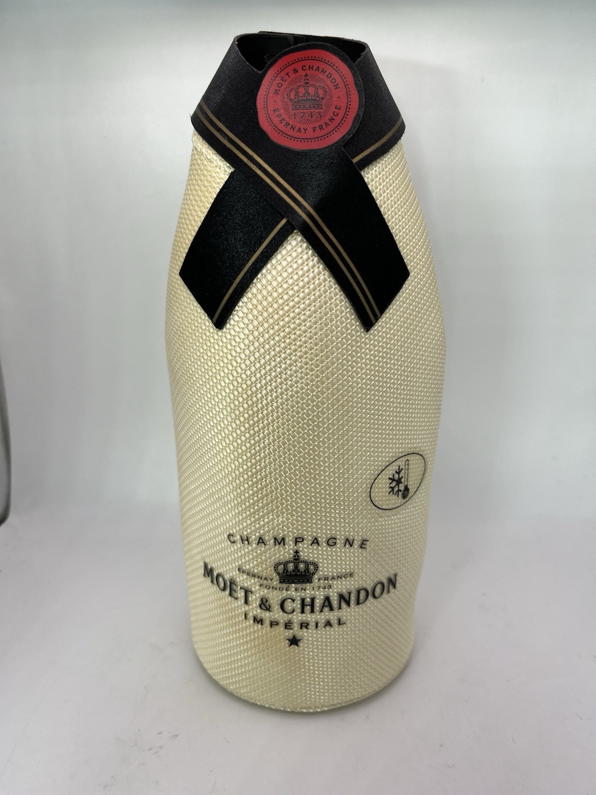 Moet & Chandon Champagne Bottle Suit Insulated Ice Jacket Isotherm Case Cover