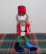 20" STUFFED PLUSH FELTED TOY SOLDIER NUTCRACKER DOLL CHRISTMAS DECORATION SITTER