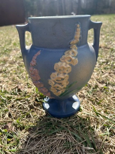 Vintage Roseville 162-8 Blue Foxglove Handled Urn Vase 8" Tall