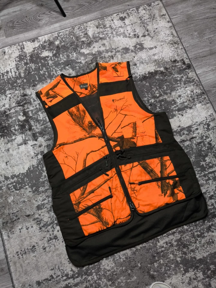 Men's (XL) Pinewood Furudal Hunter Pro Camo Vest Premium Forest Gilet - Image 3 of 4