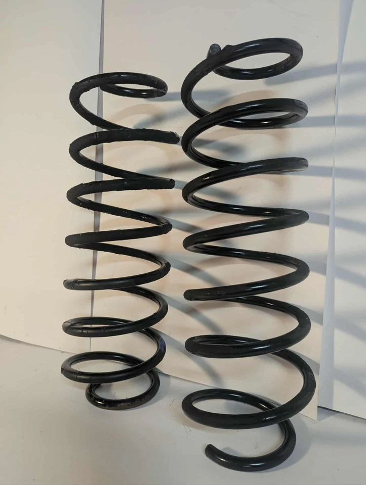 Volvo 850 S70 V70 1994-2000 (hasta 2004 C70) par de muelles helicoidales delanteros OEM FWD Foto 2 de 4