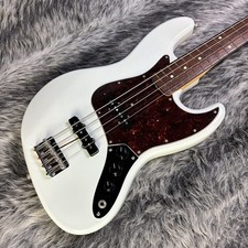 Fender Made in Japan Traditional 60s Jazz Bass Olympic White