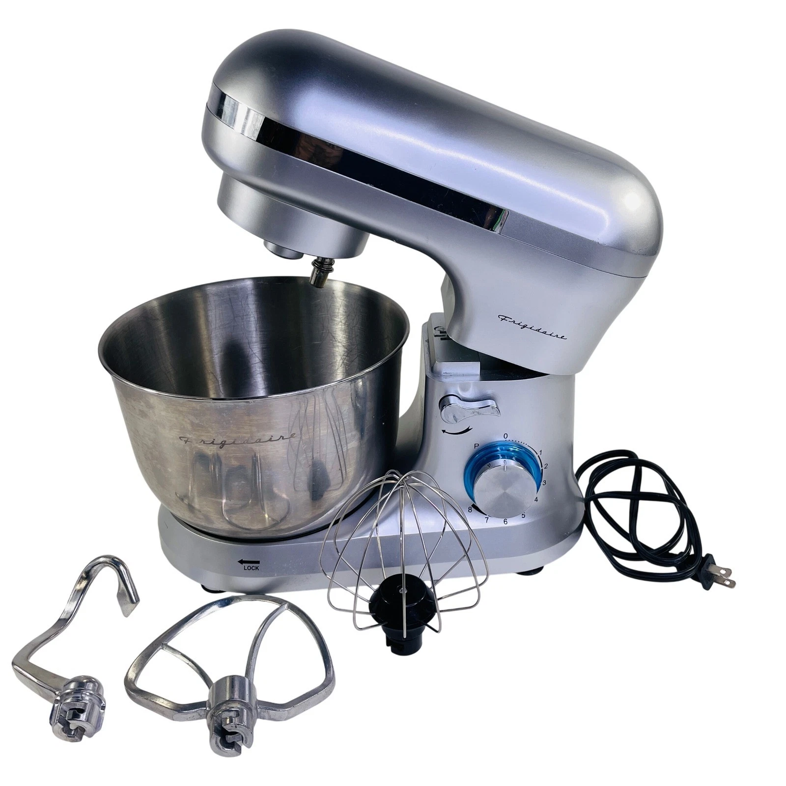 Frigidaire Retro Stand Mixer Silver 8-Speed Tilt-Head with Bowl & 3 Attachments
Opens in a new windo
