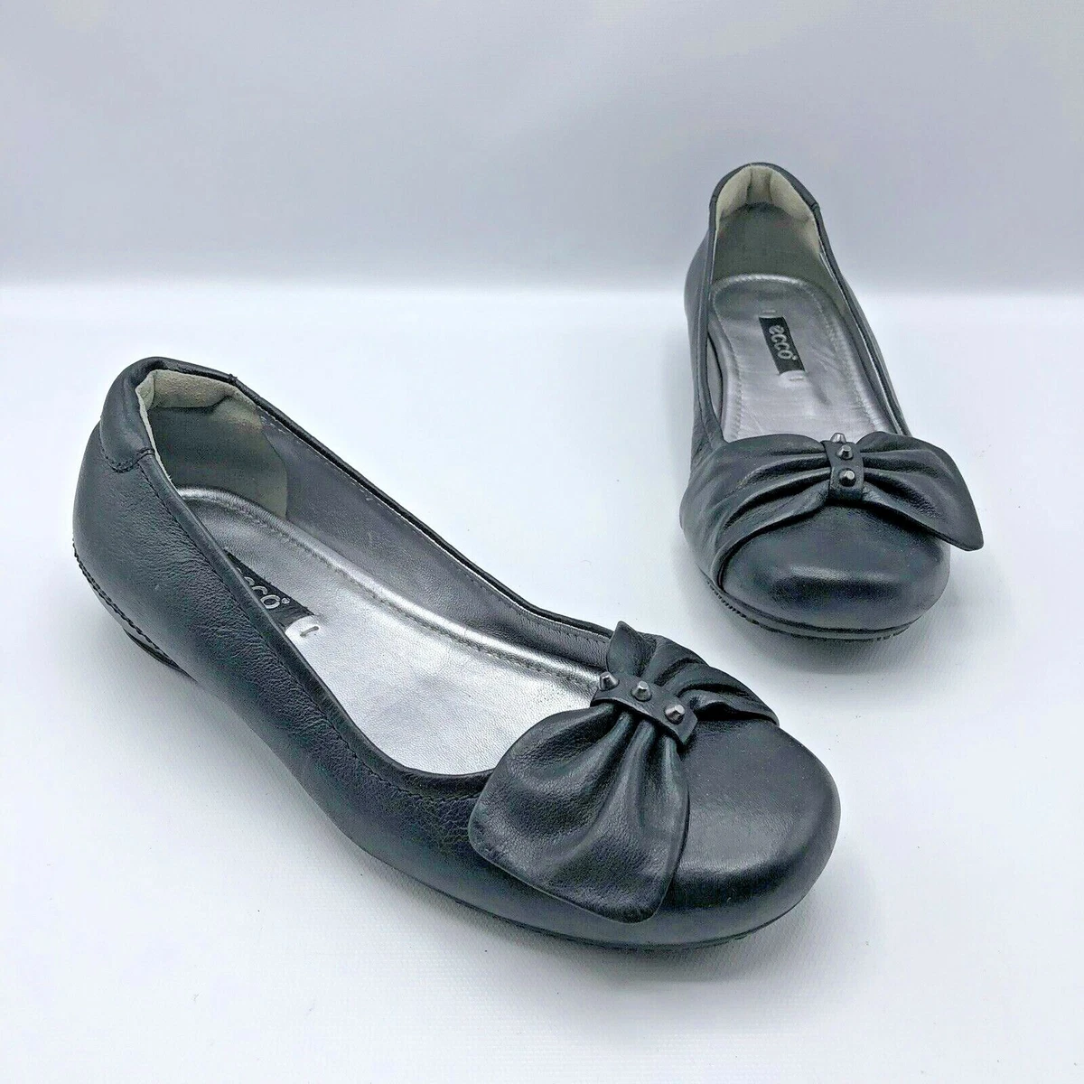 Ecco top girl shoes