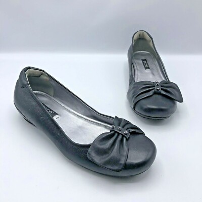 ECCO Girls Youth Black Studded Ballet Flat Shoe Size 4-4.5 EUR 35 Pre Owned