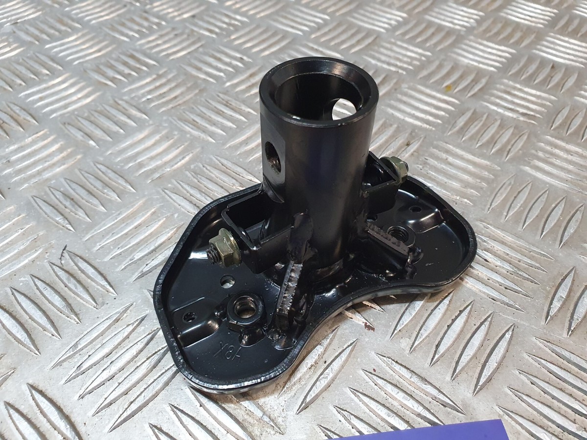 Genuine NEW Sym Jet 14 125 AC Handlebar Holder Mount #11 | eBay