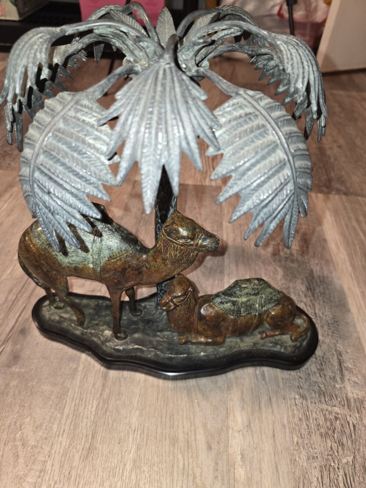 Picture 1 of 16