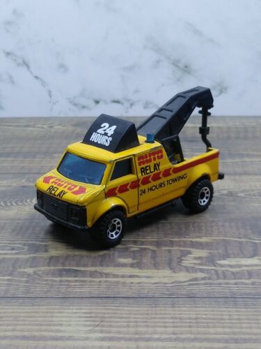1985 Matchbox Yellow Breakdown Van Auto Relay Tow Truck w/Hook VTG Vintage