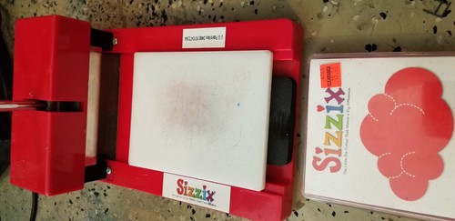 Máquina troqueladora Sizzix álbum de recortes con extras - Imagen 5 de 9