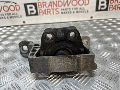 Volvo v40 Mk3 1.6L D4162T Manual engine mount 3m516f012bj - Picture 6 of 24