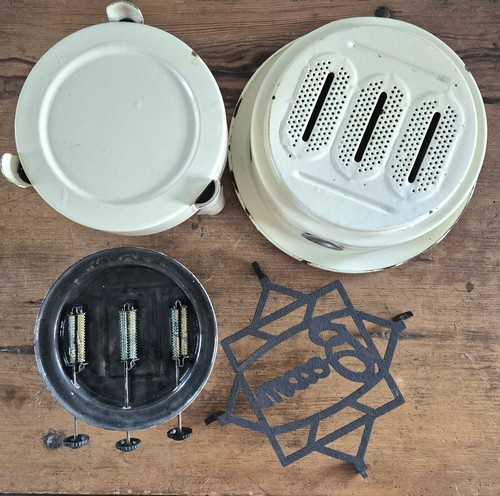 Vtg. BECCON Enamelware Stove Kerosene 3-wick camping cooker Paraffin offwhite - Picture 8 of 8
