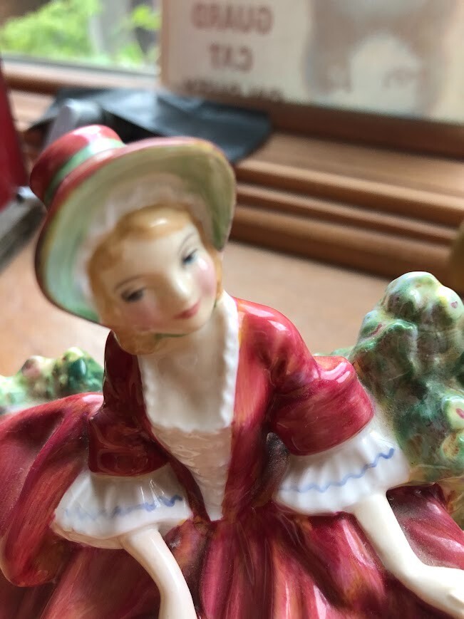 VINTAGE ROYAL DOULTON RED DRESS LADY LYDIA ENGLAND STATUE | eBay