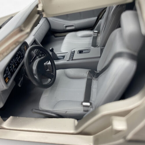 Sun Star 2701 1/18 DeLorean DMC-12 1981 Coche De Fundición - Imagen 2 de 6