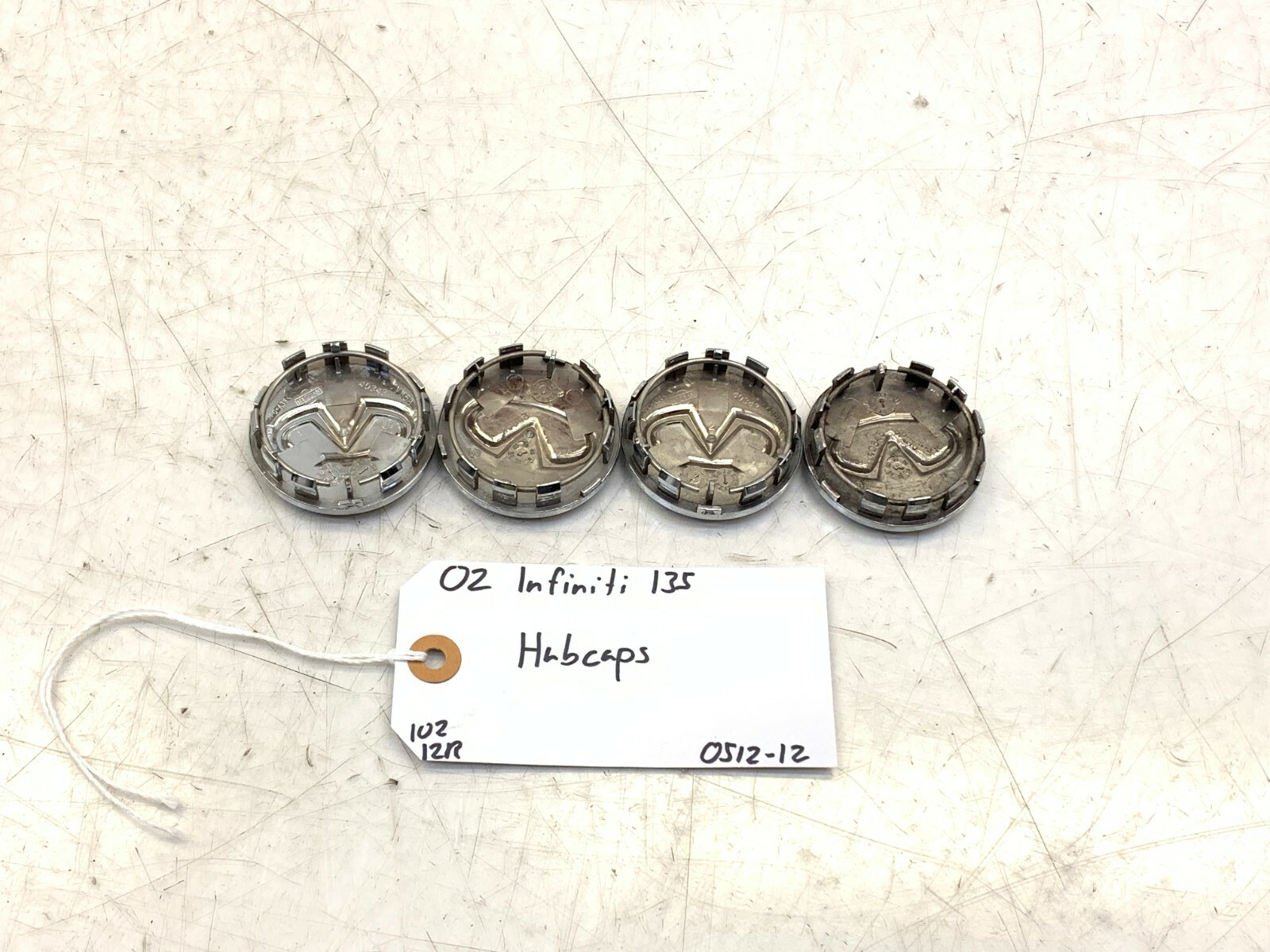 02 03 04 INFINITI I35 CENTER WHEEL HUBCAPS HUB CAPS SET OF 4 OEM 40343