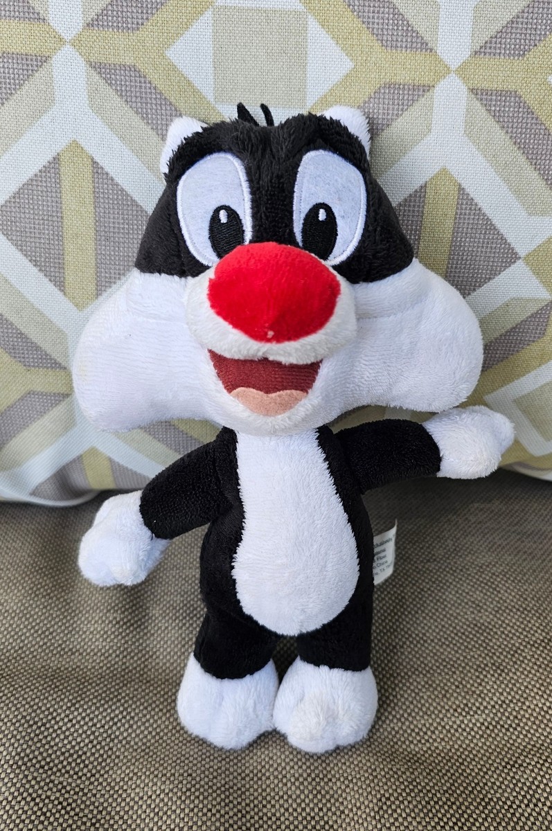 Six Flags Exclusive Looney Tunes BABY SYLVESTER CAT 8