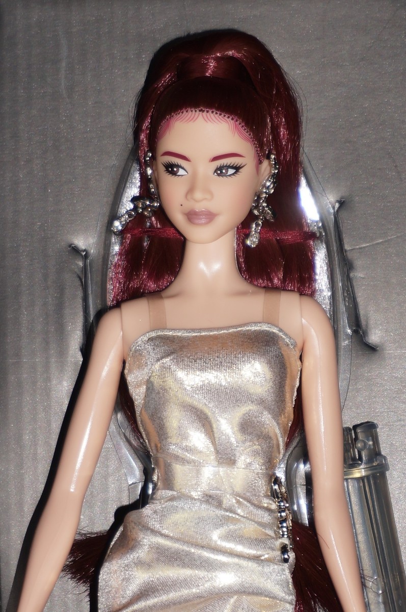 Redhead Champagne Chic Barbie doll 2025 Tokyo & Madrid Convention