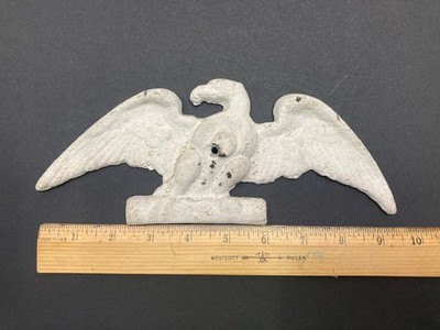 Vintage American Bald Eagle Spread Wings Cast Iron Wall Plaque On Branch White