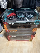 Burago 1:43 Formula 1 Racing Deluxe Paddock Set