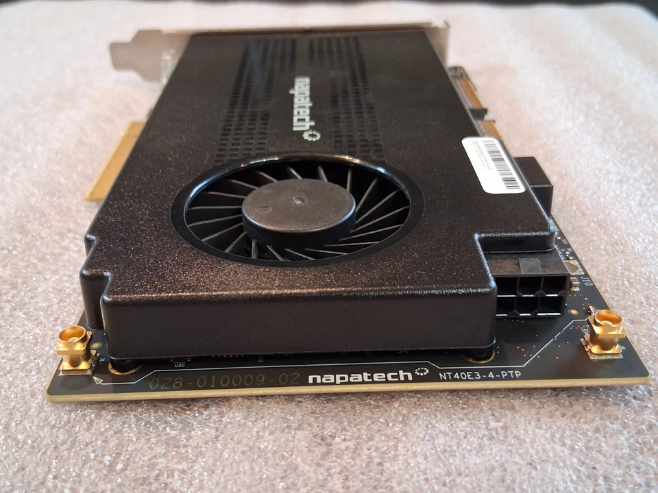 Tarjeta analizadora NapaTech NT40E3-4-PTP 4x SFP+ 1x Firewire 10 GB/s 073-011901-07 Foto 4 de 4