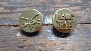 WW2 vintage US Army 113th Cavalry Recon Sq F Troop uniform collar disc insignias