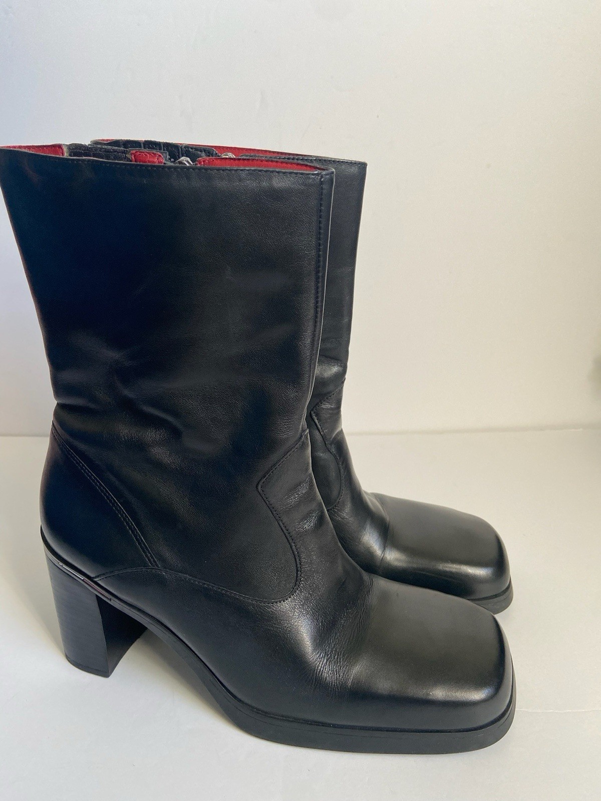 VTG Y2K Tommy Hilfiger Black Leather Square Toe Chunky Heel Boots Women Size 9.5