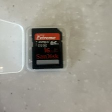 SanDisk Extreme 16GB SDHC Memory Card 45MB/s 4HR Video