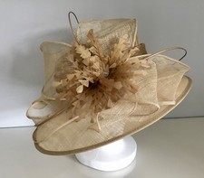 Schöner Damen Failsworth Hut zweifarbig beige/creme, Hochzeit, besondere Anlässe